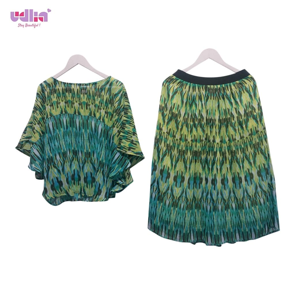 Premium Long Dress with Modest Sleeves 1