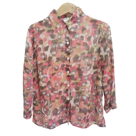 Elegant Modest Jacket with Fine Details 3