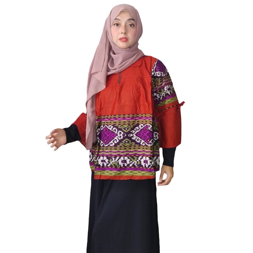 Elegant Modest Jacket with Fine Details 4