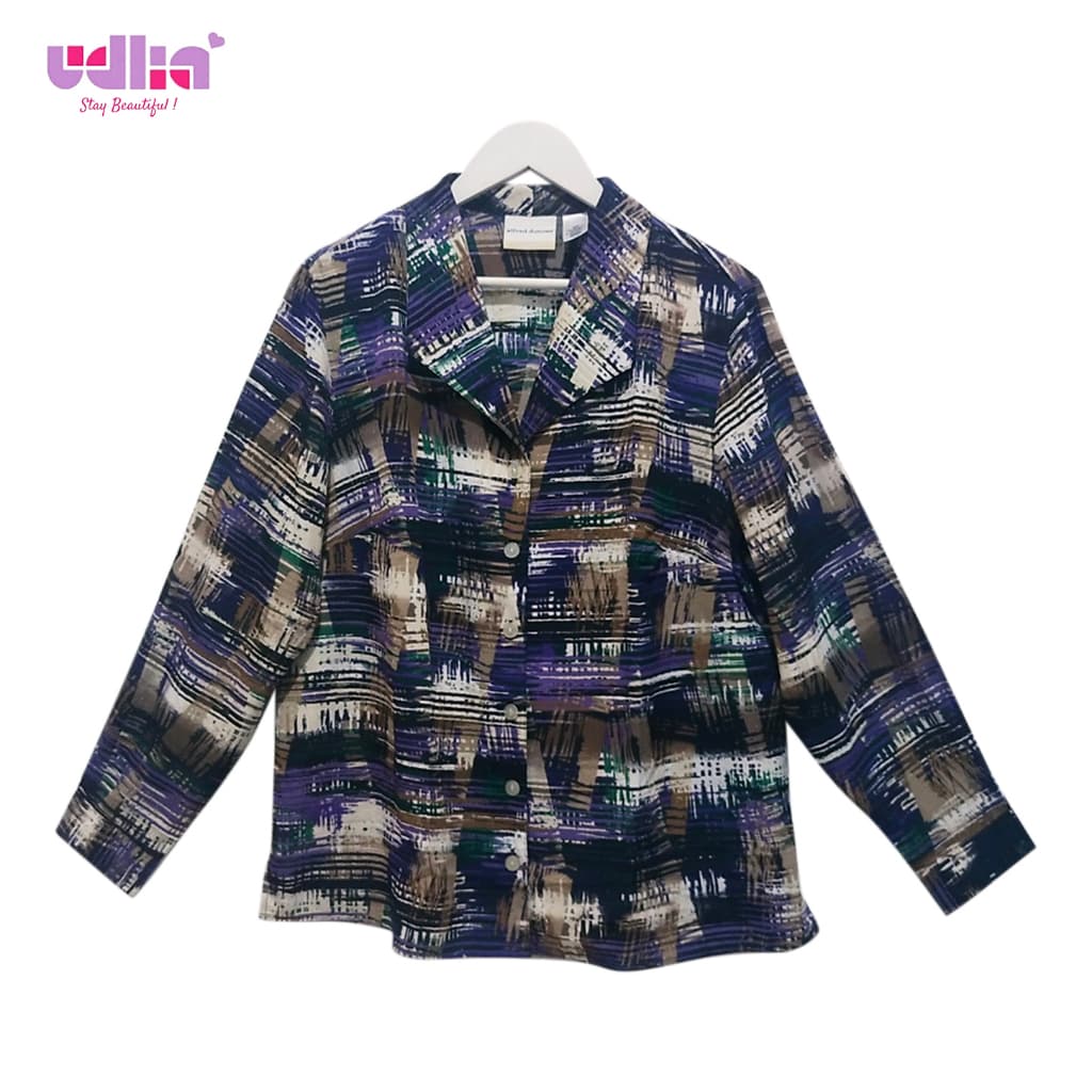 Sophisticated Modest Cape for Elegance 6