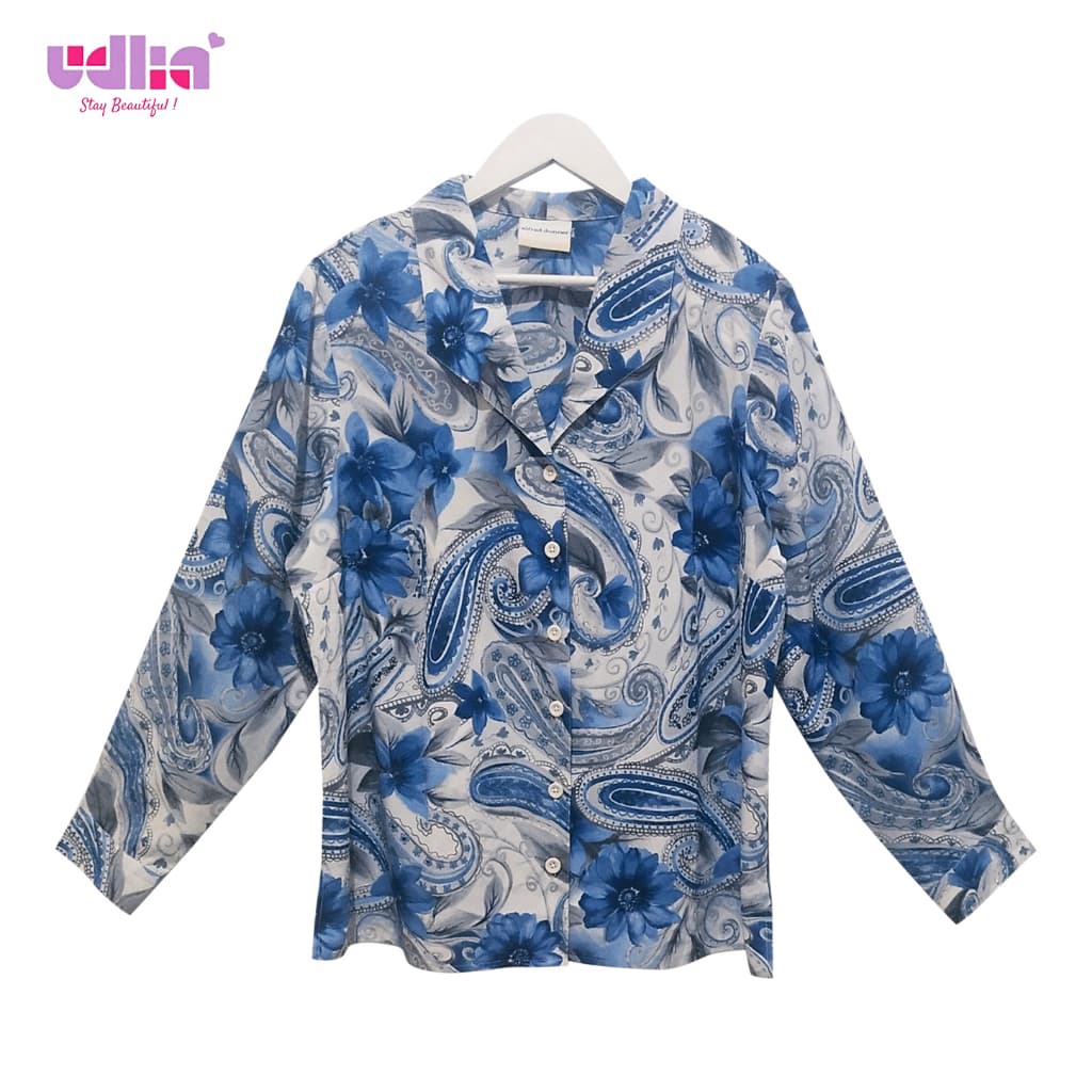 Sophisticated Modest Cape for Elegance 2