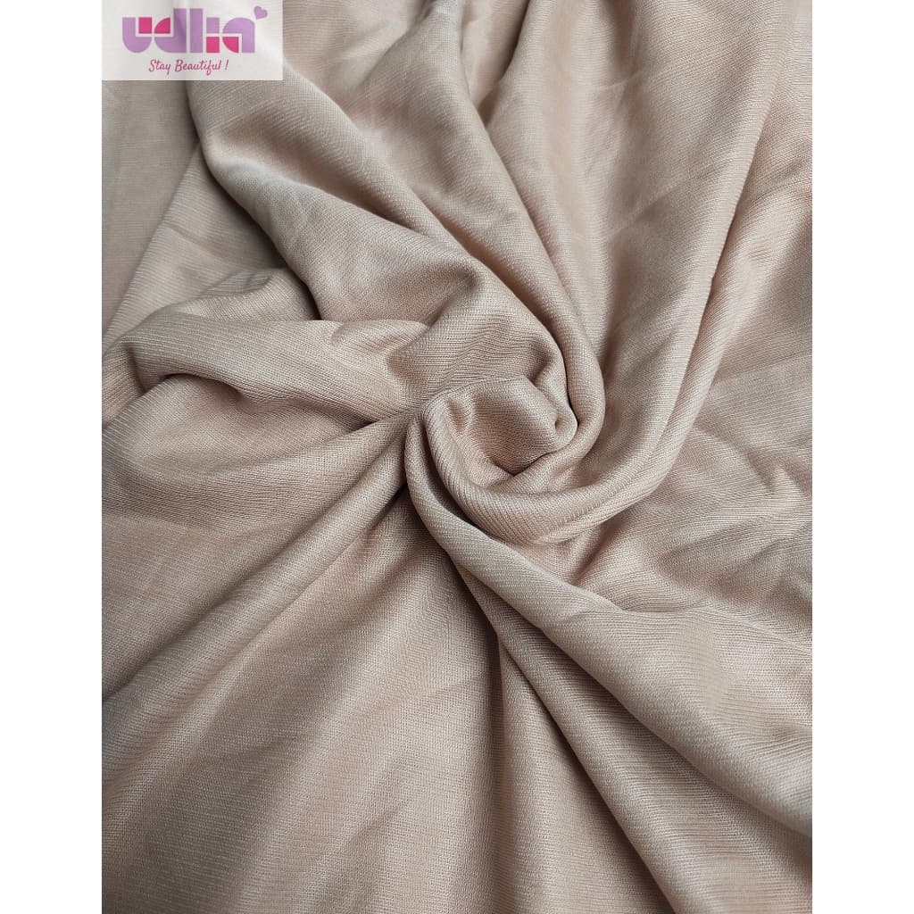 Premium Long Dress with Modest Sleeves 4