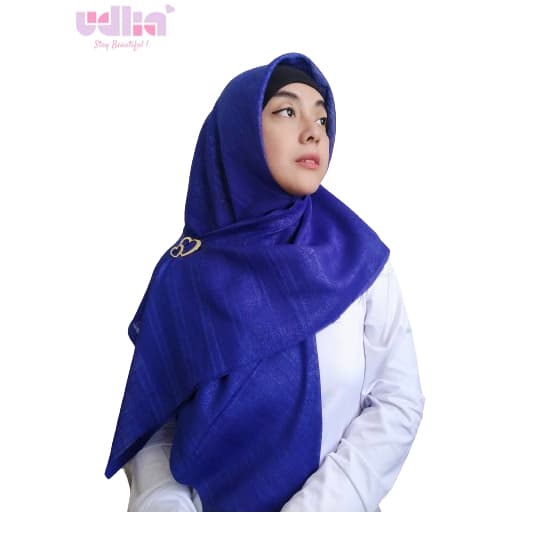 Elegant Abaya with Detailed Embroidery 6