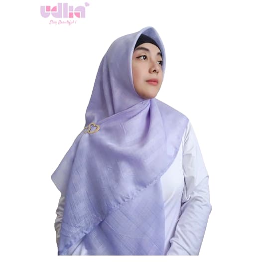 Elegant Abaya with Detailed Embroidery 7