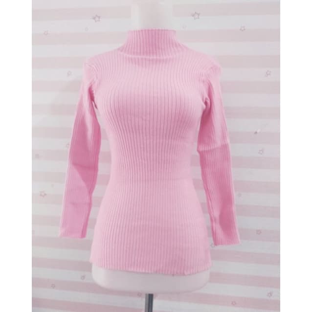 Elegant Modest Jacket with Fine Details 5