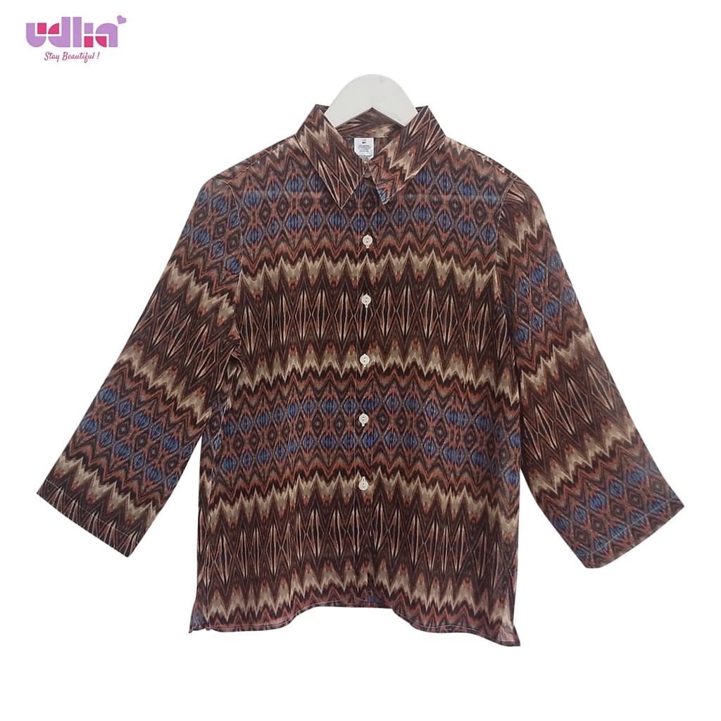 Elegant Modest Jacket with Fine Details 1